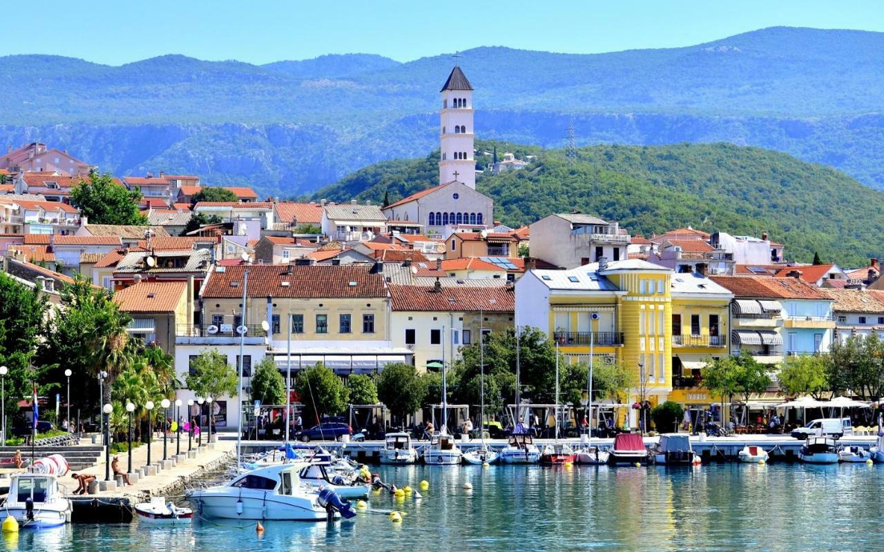 King Tomislav Apartments Crikvenica Exterior photo